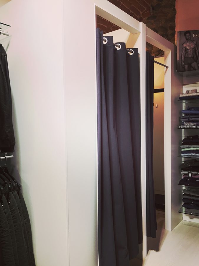 arredamento negozio abbigliamento retail valma novara romagnano (07)